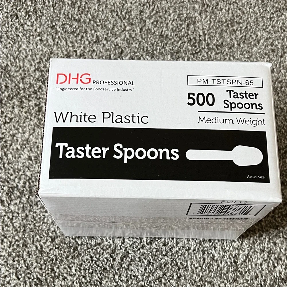 BNWT (sealed) Professional White Plastic Medium Weight Taster Spoons 500 Count